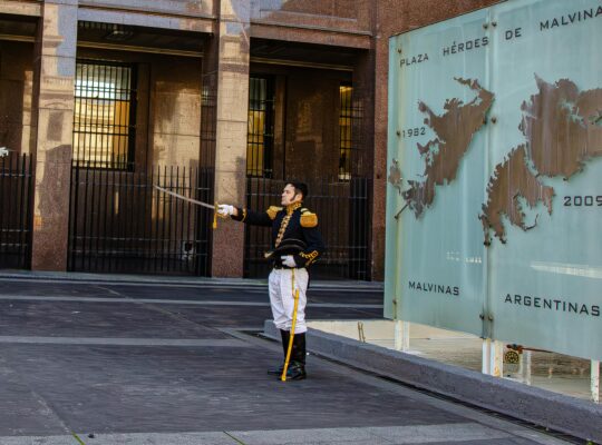 Argentinian guard performing ceremony at Plaza Héroes de Malvinas, Buenos Aires.